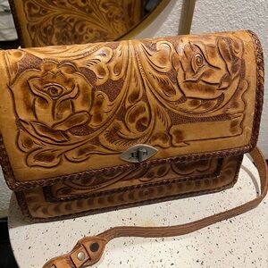 Vintage Mexico tooled leather purse